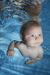 Роды глазами ребенка и Адаптация новорожденного к водной среде.