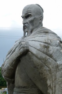 Да или нет установке памятника Святославу на Ставрополье.