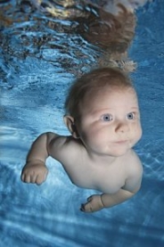 Роды глазами ребенка и Адаптация новорожденного к водной среде.